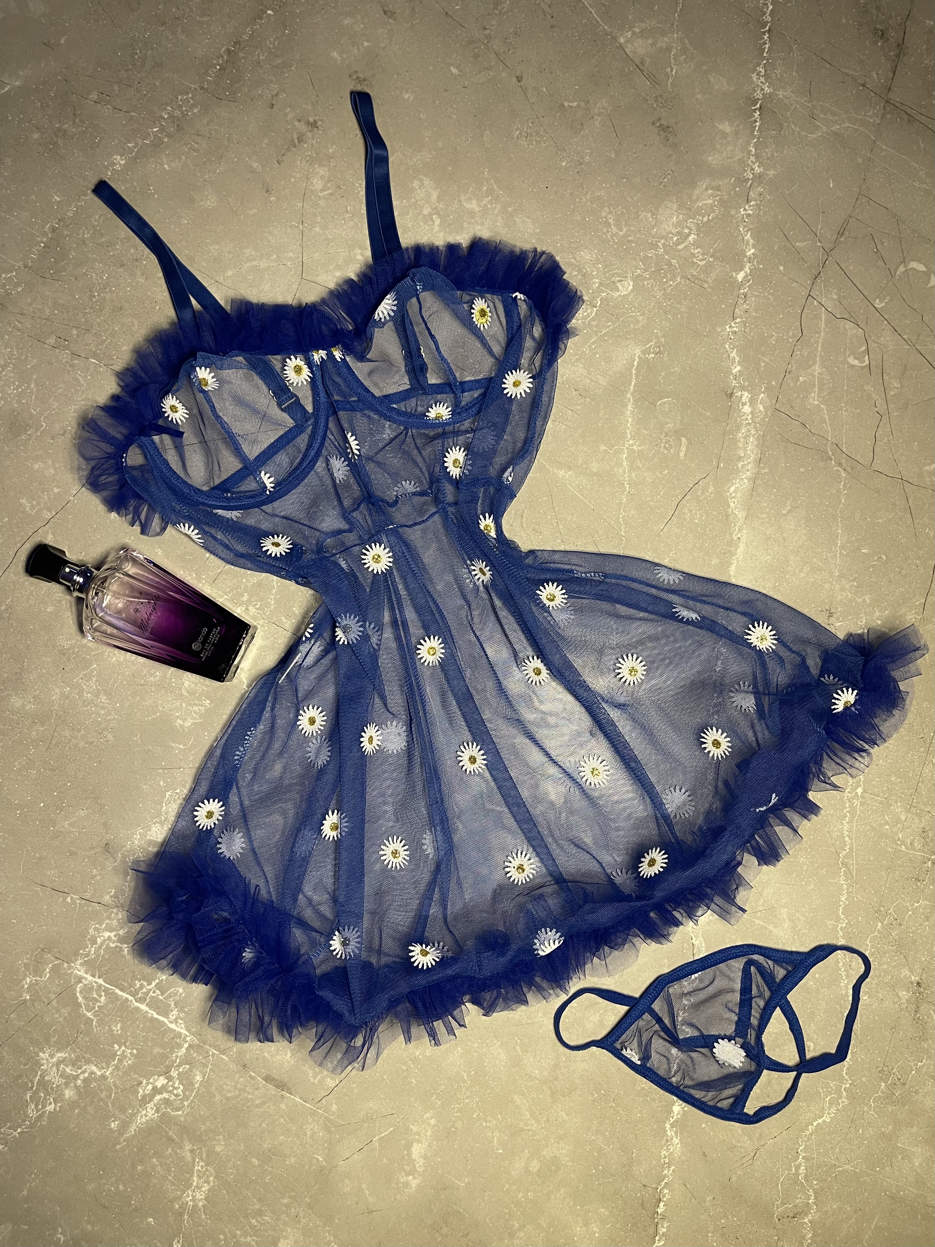 لباس خواب توری نازک فنر دار طرح گل بابونه 👙