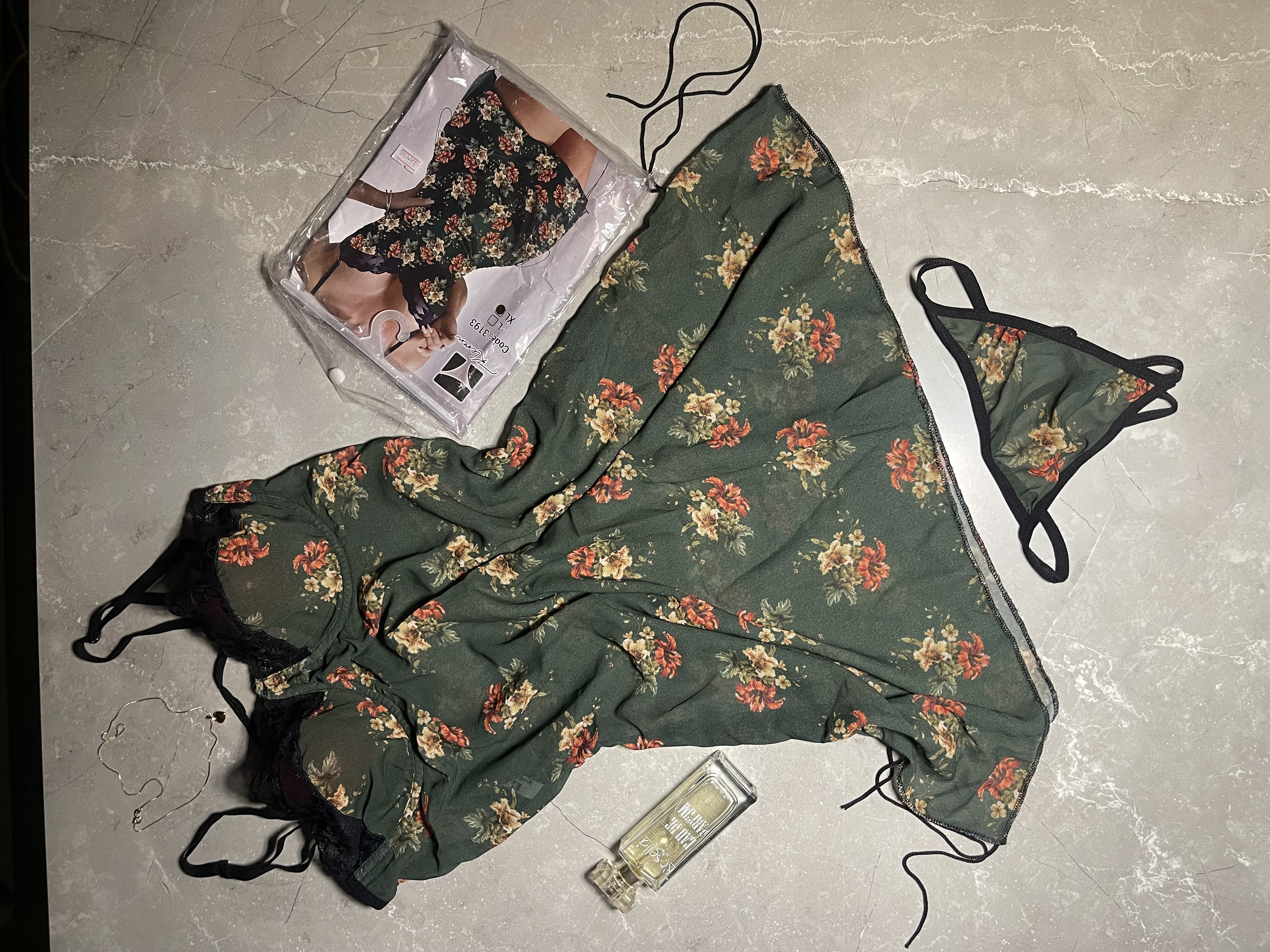 لباس خواب گلدار حریر برند کلرن👙